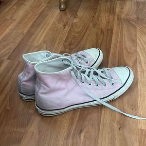 Pink converse size 10 men’s
